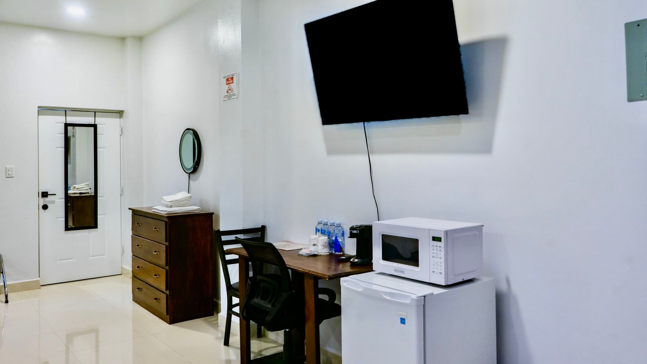 LARGE DOUBLE BEDROOM AMENITIES