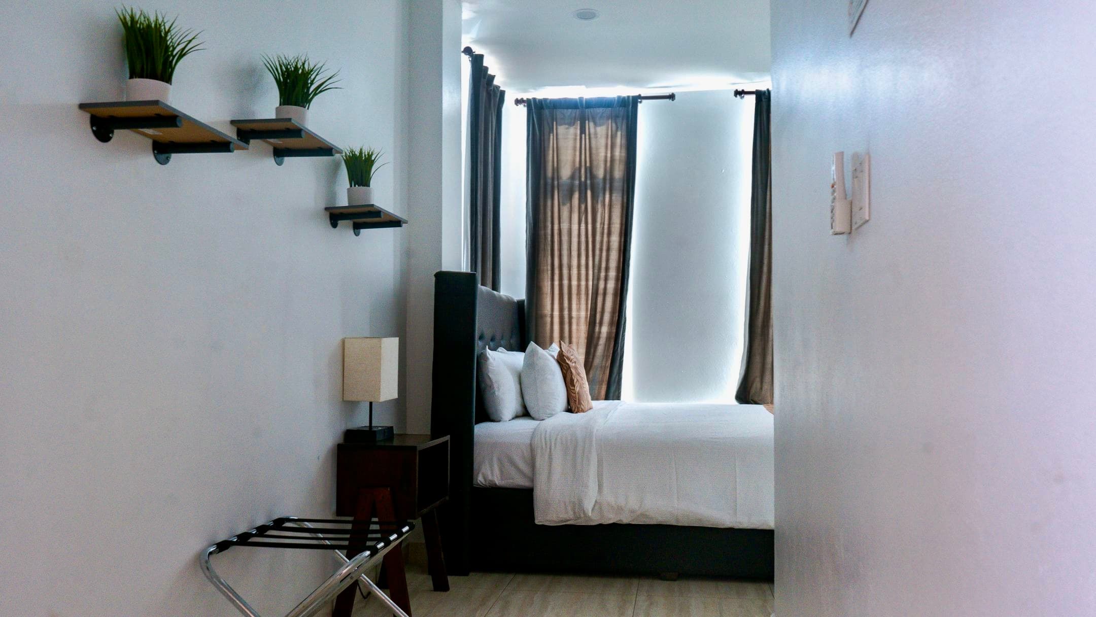 ENTRANCE VIEW OF SUITE
